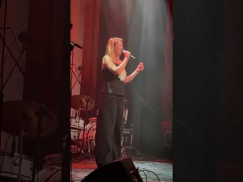 DOTYK CHMUR - Koncert / ARTMUSIC Szkoła Muzyki i Tańca